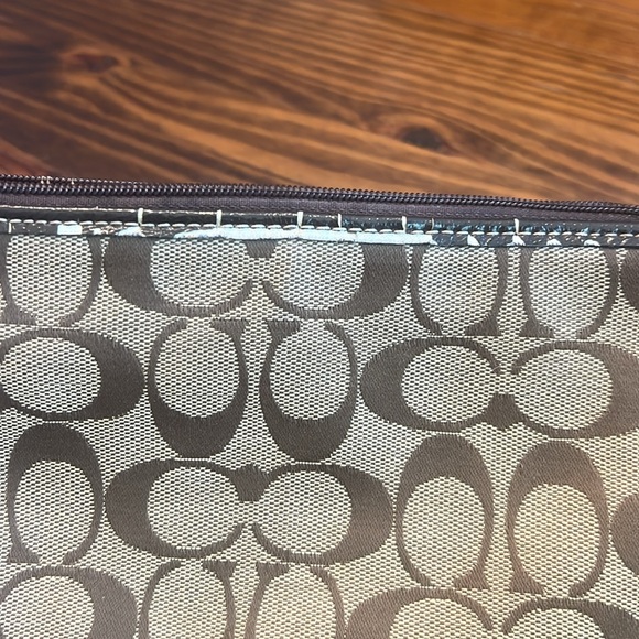Coach NWT Signature Monogram Fabric Wristlet Clutch Brown - Picture 4 of 7